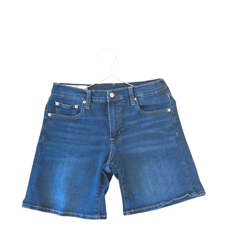 GAP  Blue 5 inch mid rise Girlfriend Shorts size 28 waist